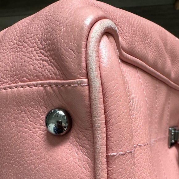 🔴Chanel Pink Tote - Picture 4 of 7